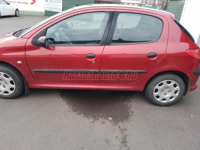 PEUGEOT 206 1.4 Trendy Plus