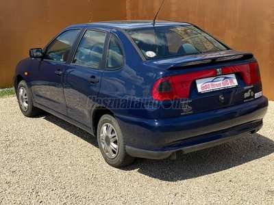 SEAT CORDOBA 1.4i CLX 2 db gyári kulcs!!