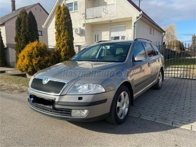 SKODA OCTAVIA 1.6 Ambiente