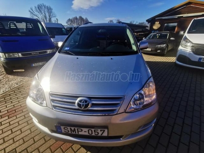 TOYOTA AVENSIS VERSO 2.0 D-4D 2 személyes!