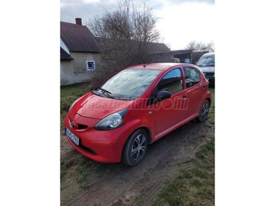 TOYOTA AYGO 1.0