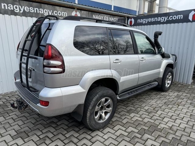 TOYOTA LAND CRUISER 3.0 D VX (Automata) Sandlander Offroad csomag . Elektromos diffi . Haspáncél