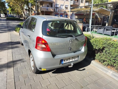 TOYOTA YARIS 1.0 Sol