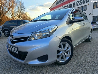 Toyota Yaris 1.4 D-4D Active+Cool Digitklíma! T...