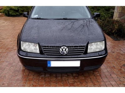 VOLKSWAGEN BORA 1.6 Pacific