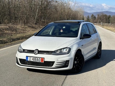 VOLKSWAGEN GOLF VII 2.0 GTD BMT Highline