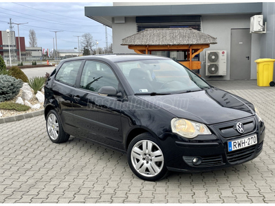 VOLKSWAGEN POLO IV 1.2 70 12V Trendline