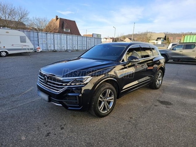 VOLKSWAGEN TOUAREG 3.0 V6 TDI R-Line Tiptronic ic