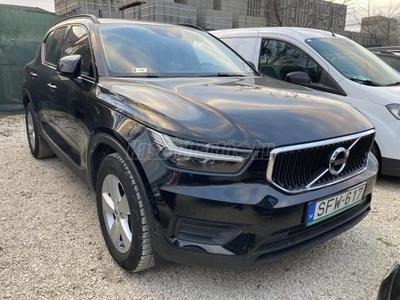 VOLVO XC40 1.5 [T2] Momentum Core ÁFÁS! 1.TULAJDONOSTÓL! MAGYARORSZÁGI! 1 ÉV GARANCIÁVAL! VÉGIG SZERVIZELT!