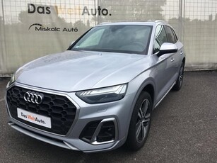 Audi Q5
S line 40 TDI quattro S tronic