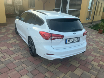 FORD FOCUS 1.5 TDCI ST-Line