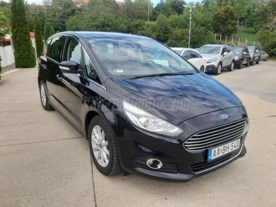 FORD S-MAX 2.0 TDCi Titanium Powershift Frissen szervizelt!