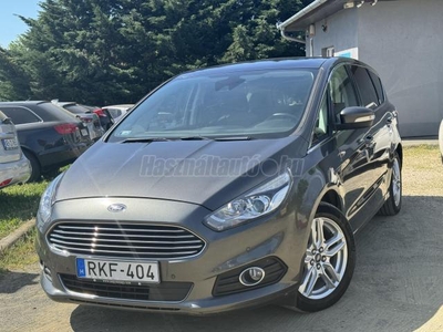 FORD S-MAX 2.0 TDCi Vignale [7 személy] PANORÁMATETŐ / MASSZÍROZÓS ÜLÉSEK / ÜLÉSHŰTÉS !!