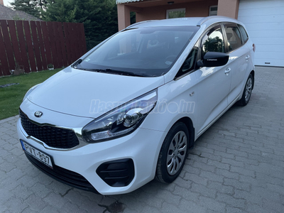 KIA CARENS 1.6 GDI LX