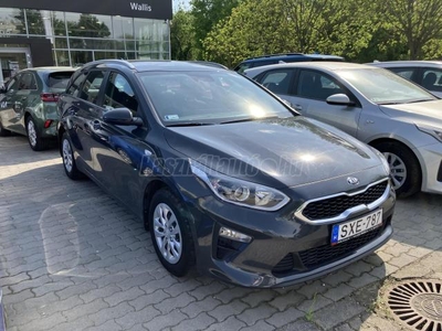 KIA CEE'D Ceed SW 1.0 T-GDI Silver Magyar. Szervizkönyv. Kamera