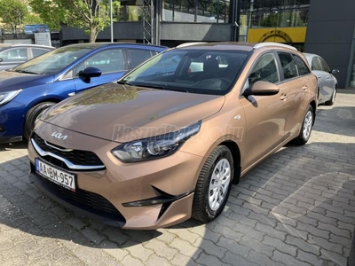 KIA CEE'D Ceed SW 1.0 T-GDI Silver MY22-es modell. Magyar. Szervizkönyv. Kamera. Áfás