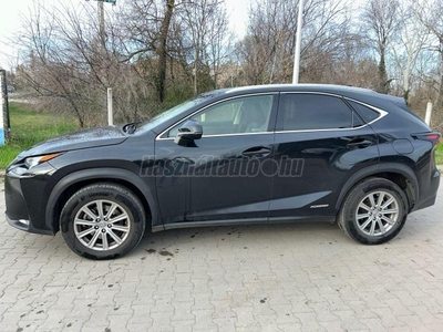 LEXUS NX 300h Comfort Plus CVT