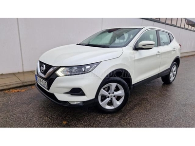 NISSAN QASHQAI 1.5 dCi Acenta M.o.-i szervizkönyves. kamera. ülésfűtés