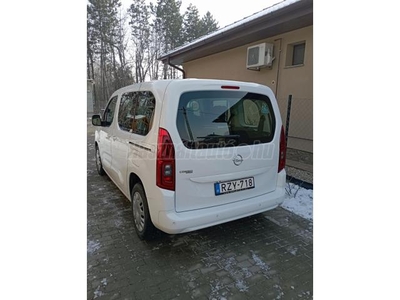 OPEL COMBO Life 1.2 T Enjoy (7 személyes )