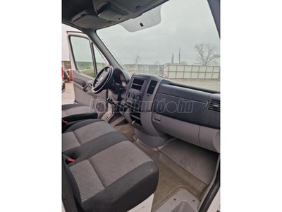 VOLKSWAGEN CRAFTER 2.0 CR TDI 35 L4H2