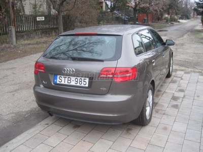 AUDI A3 1.6 TDI Ambition DPF