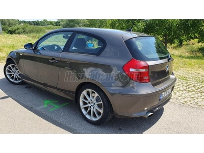 BMW 118 D Friss műszakival. magánszemélytől