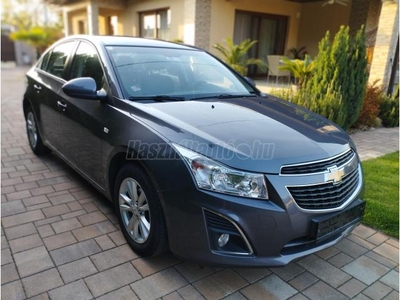 CHEVROLET CRUZE 1.6 LS Plus GARANTÁLT KM!SZERVIZKÖNYV!KLÍMA!ALUFELNI!TEMPOMAT!