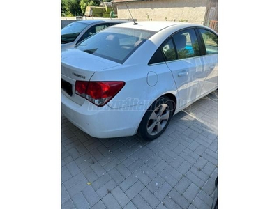 CHEVROLET CRUZE 2.0 D LT (Automata)