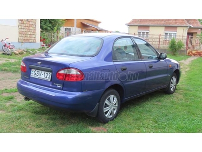 DAEWOO LANOS 1.5 SE