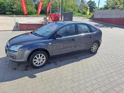 FORD FOCUS 1.4 Trend