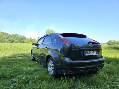 FORD FOCUS 1.4 Trend