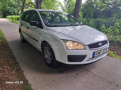 FORD FOCUS 1.4 Trend