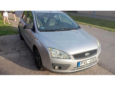 FORD FOCUS 1.6 Ambiente