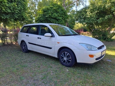 FORD FOCUS 1.6 Ambiente