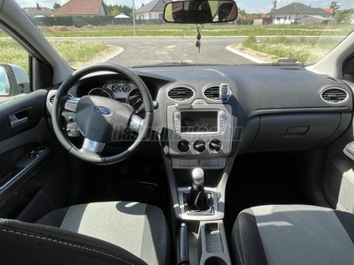 FORD FOCUS 1.6 Fresh