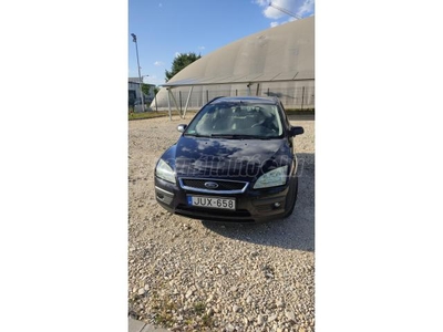 FORD FOCUS 1.6 Ghia Ti-VCT 116LE Turnier