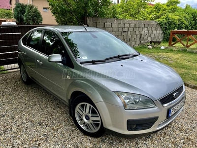 FORD FOCUS 1.6 TDCi Ghia Tempomat/Digitklíma/Alufelni!