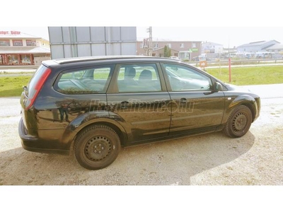 FORD FOCUS 1.6 Trend