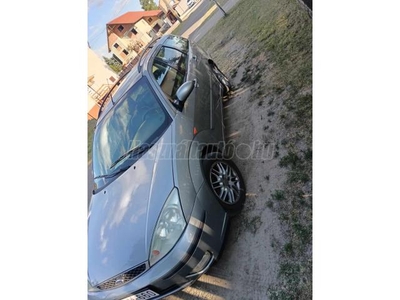 FORD FOCUS 1.8 Ghia