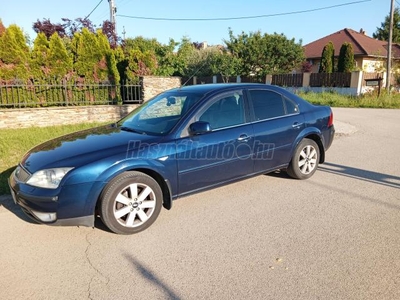 FORD MONDEO 1.8 SCi Ghia Executive