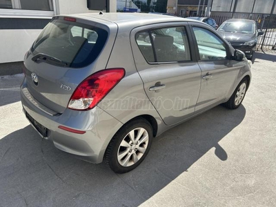 HYUNDAI I20 1.25 Life AC