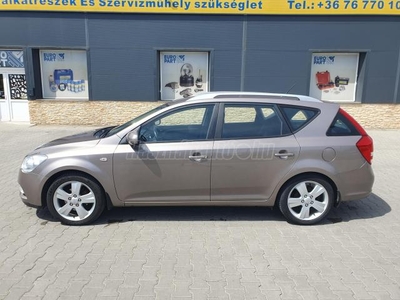 KIA CEE'D SW 1.6 CRDi LX Exclusive Klímás!Friss szervíz!