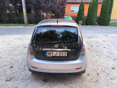 LANCIA YPSILON 1.3 Mjet 16V Oro (Automata)