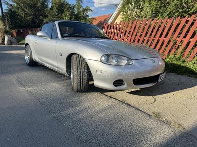 MAZDA MX-5 1.8i 16V [Sport]