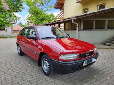 OPEL ASTRA F 1.4 Start