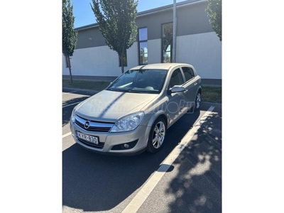 OPEL ASTRA H 1.4 Enjoy