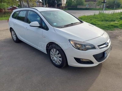 OPEL ASTRA J Sports Tourer 1.7 CDTI Selection Vonóhorgos