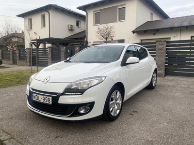 RENAULT MEGANE 1.6 Advantage