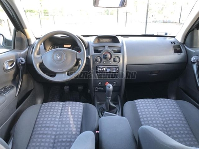 RENAULT MEGANE 1.6 Dynamique CSERE LEHETŐSÉG