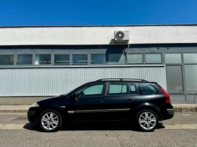 RENAULT MEGANE Grandtour 1.6 Dynamique DIGIT KLIMA-ABS-RENDSZERESEN SZERVIZELT !!